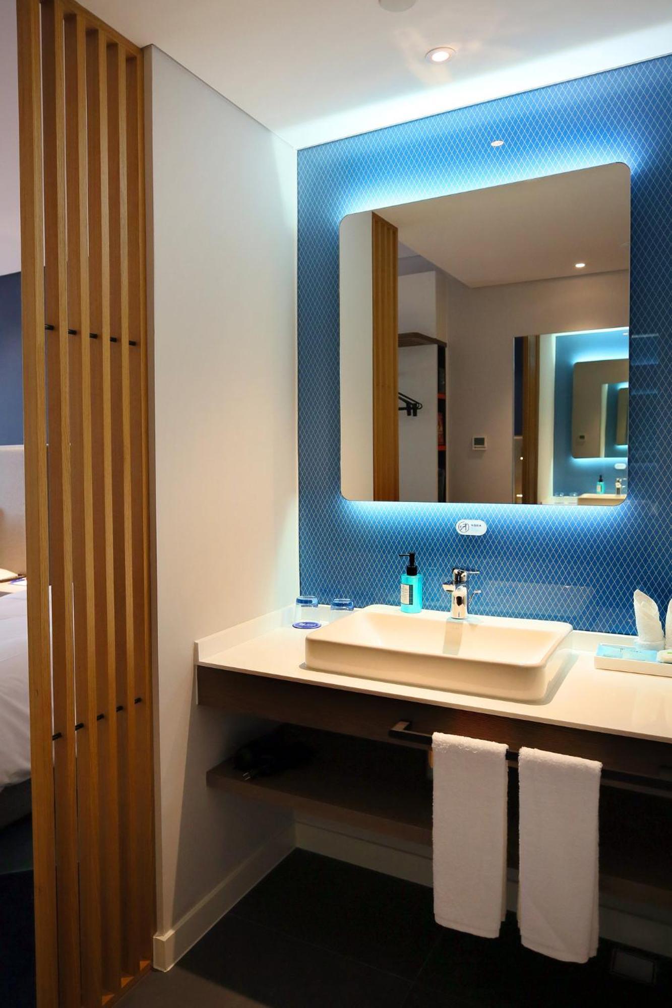 Holiday Inn Express Chengdu North Railway Station By Ihg - Near Panda Base, Near Chunxi Road Exterior foto